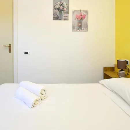Welcomely - Mimosina M46 * Muravera